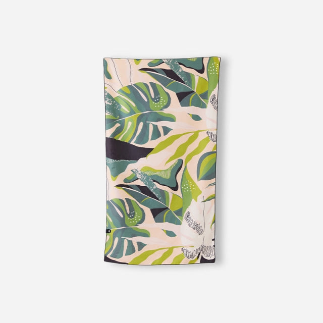 Ultralight Towel: Monstera Green Pink