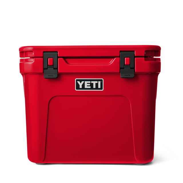 Roadie 32 Wheeled Cooler - Rescue Red