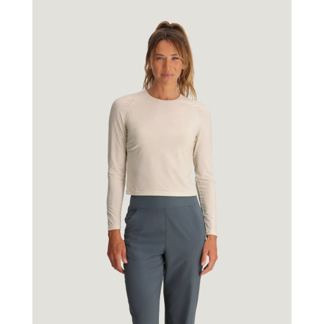 Women's Elevate Lightweight Fitted Long Sleeve - Earth's Edge