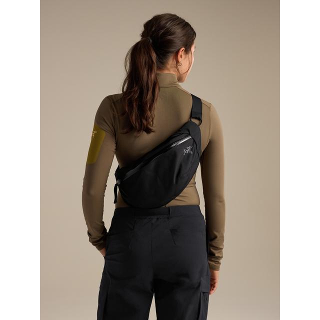 Axios 4 Crossbody